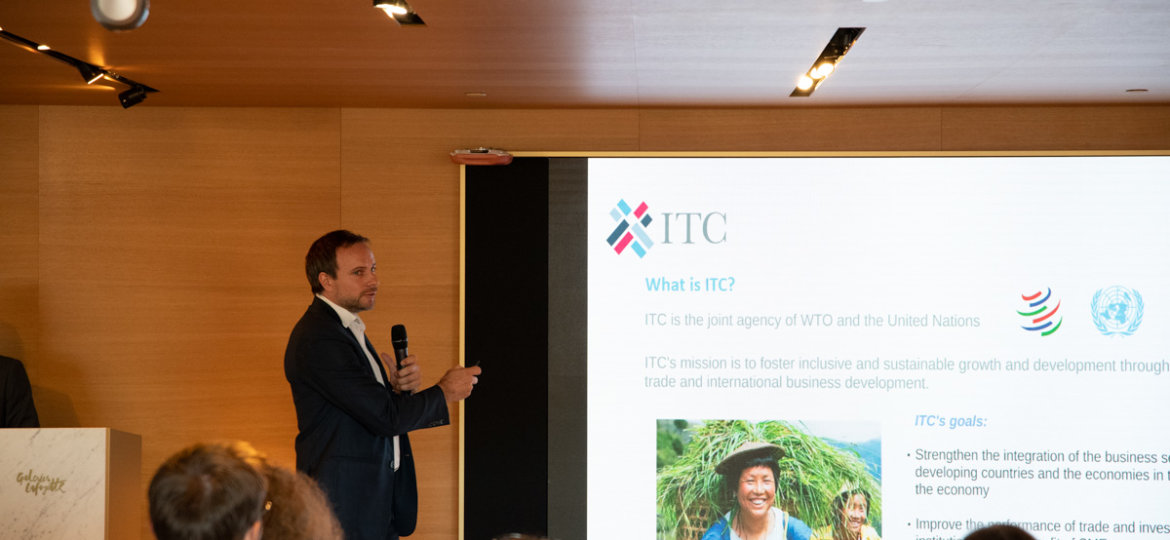 © Roeland Verhallen - www.roelandverhallen.com